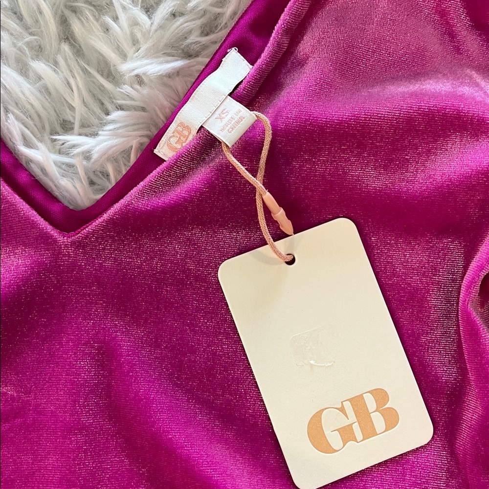 GB Size XS Fuchsia NWT - Picture 2 of 6